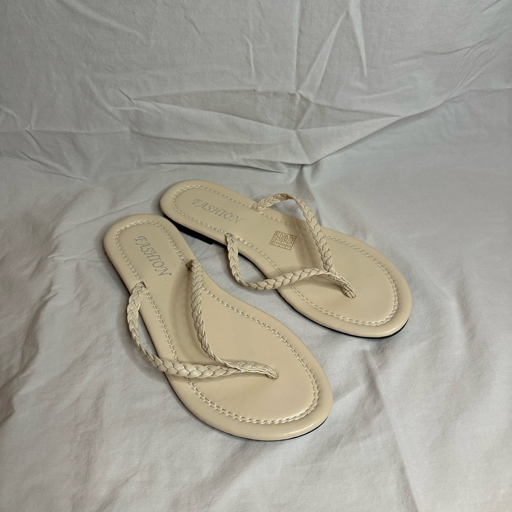 Women's Cream Sandals